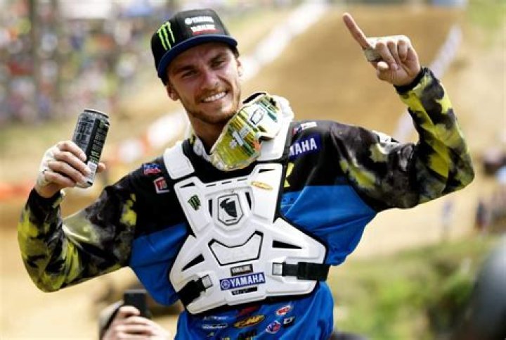 Aaron Plessinger Net Worth, Age, Height, Bio, Birthday, Wiki!