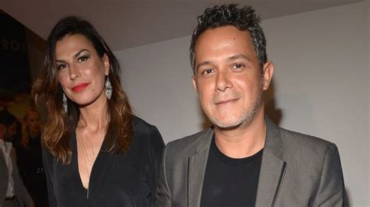 Alejandro Sanz, Raquel Perera's Husband
