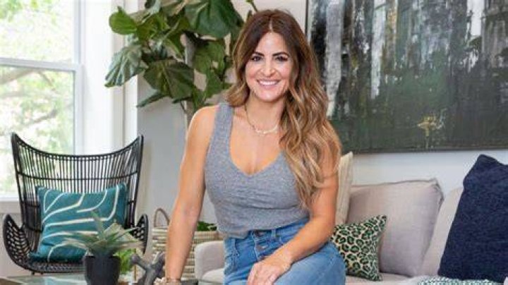 Alison Victoria
