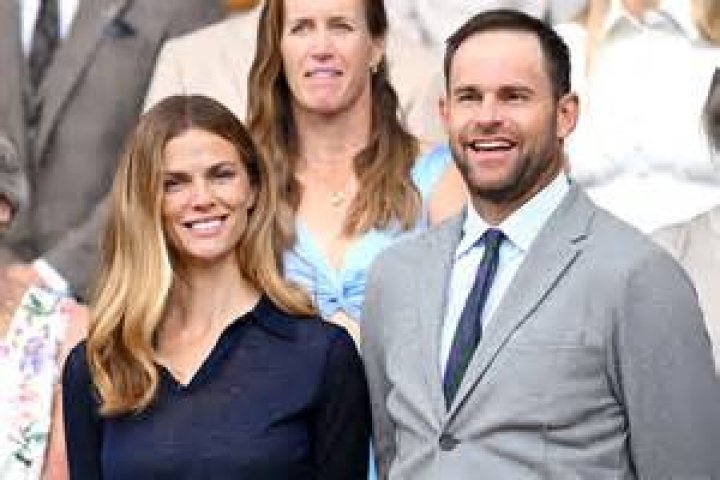 Andy Roddick Gets Married to Model Girlfriend Brooklyn Decker