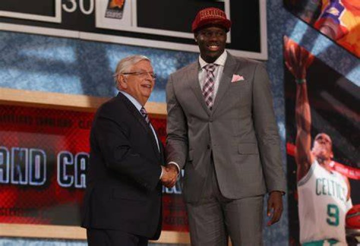 Anthony Bennett- Wiki, Height, Net Worth, Wife