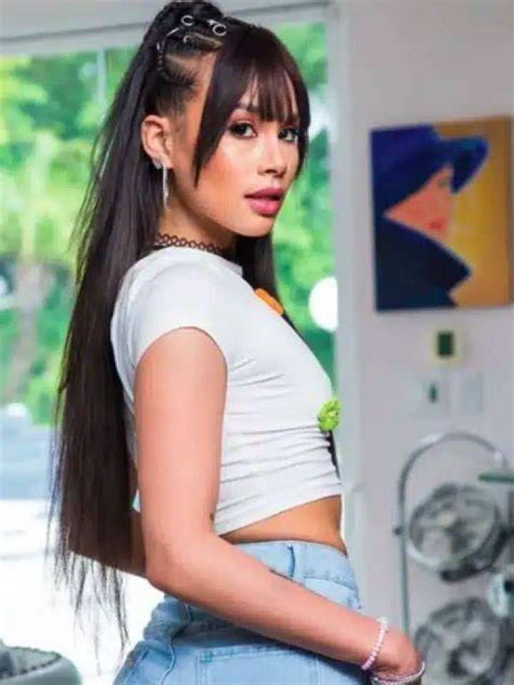 Ari Alectra