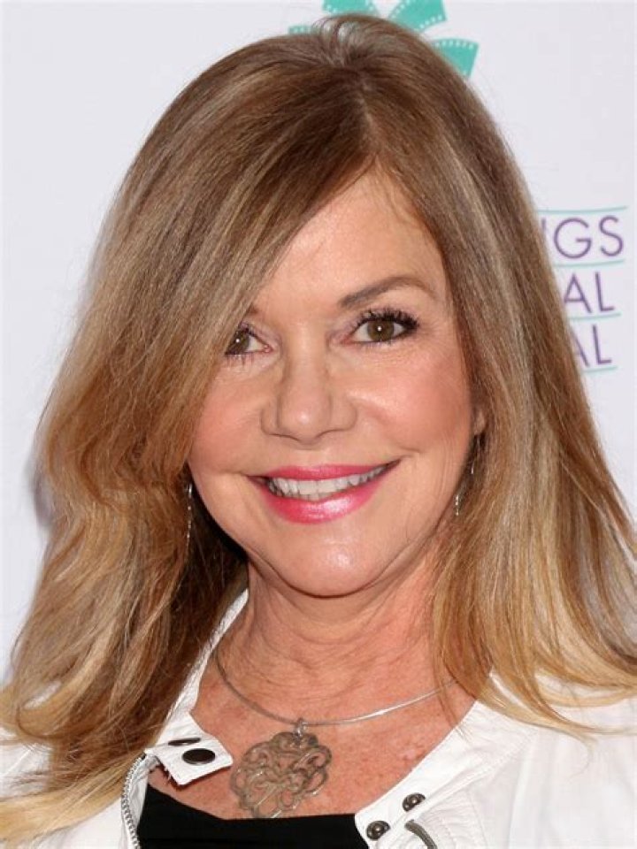 Bobbie Eakes