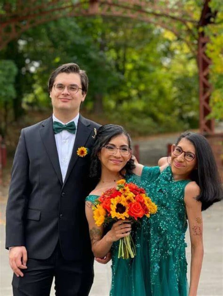 Carmen Esperanza’s Boyfriend: Who is Carmen Esperanza Dating?