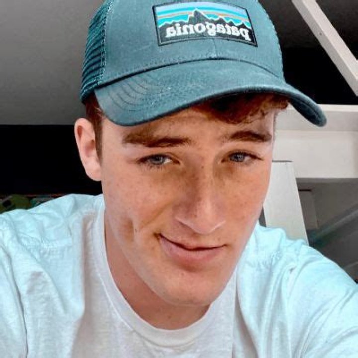 Connor Smith Net Worth, Age, Height, Bio, Birthday, Wiki!