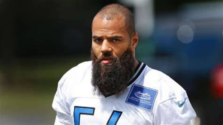 DeAndre Levy