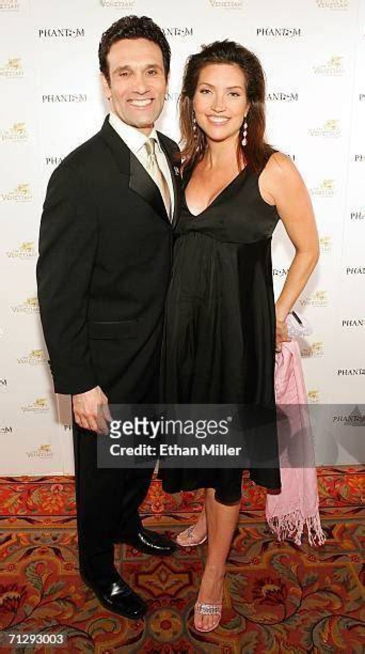 Dori Rosenthal, Anthony Crivello's Wife