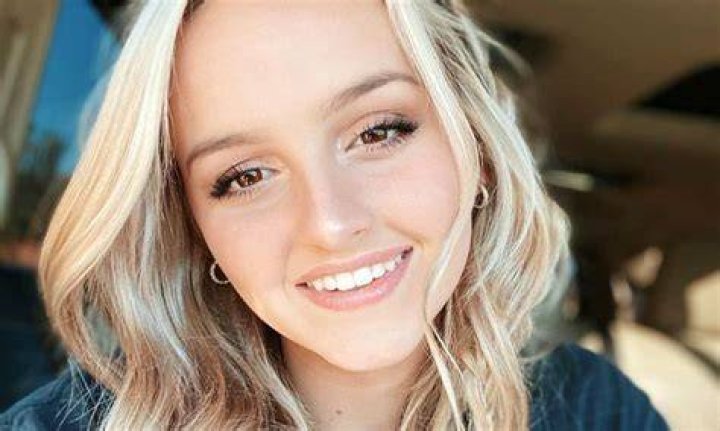 Evie Clair Net Worth, Age, Height, Bio, Birthday, Wiki!