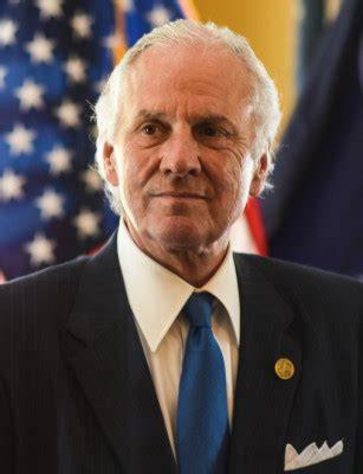 Henry McMaster Net Worth, Age, Height, Bio, Birthday, Wiki!