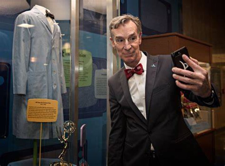Here Are 5 Things That You Should Know About Bill Nye