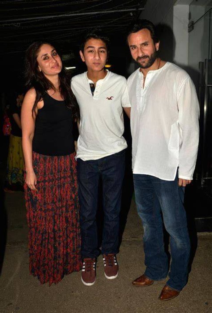 Ibrahim Ali Khan- Wiki, Height, Net Worth, Girlfriend