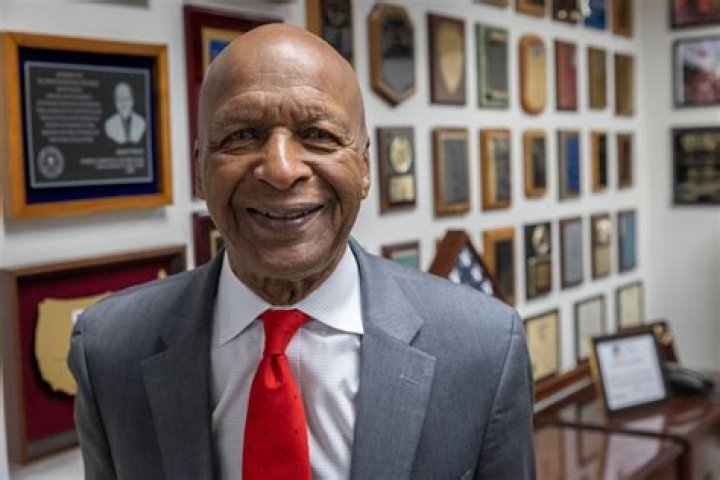 Jesse White