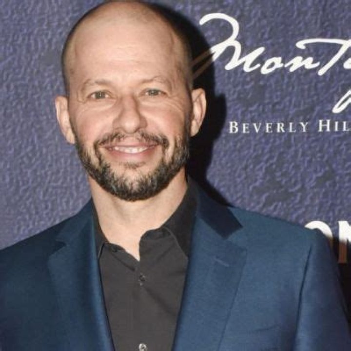 John Cryer Net Worth, Age, Height, Bio, Birthday, Wiki!