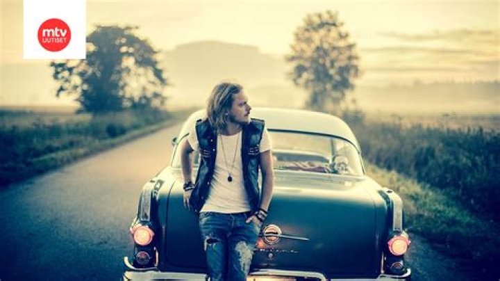Jonne Aaron