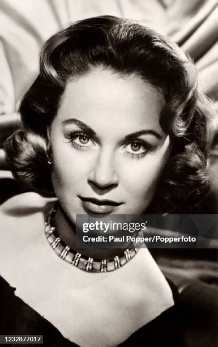 Julia Arnall