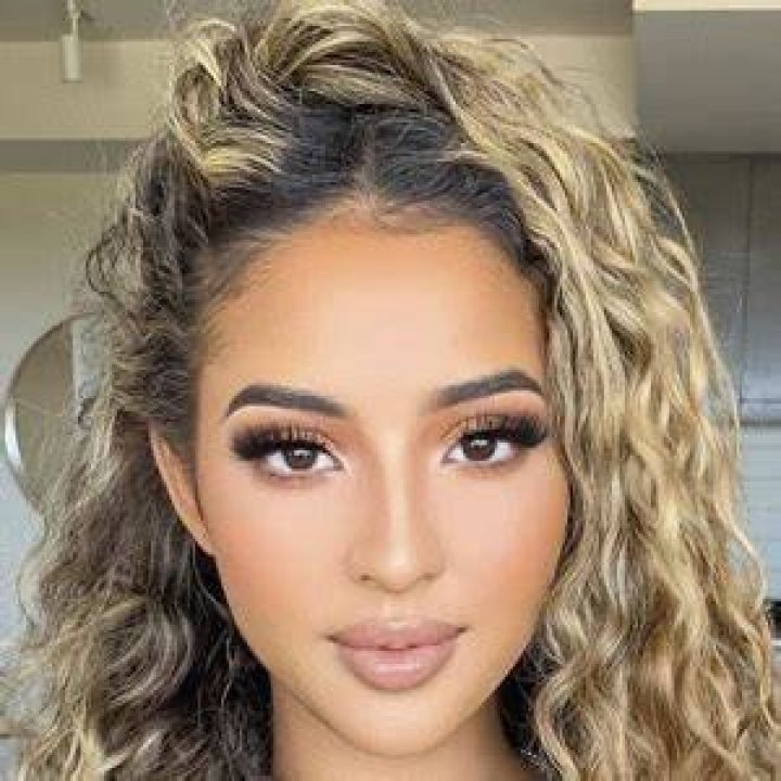 Kaela Tavares