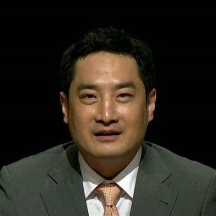 Kang Yong-suk