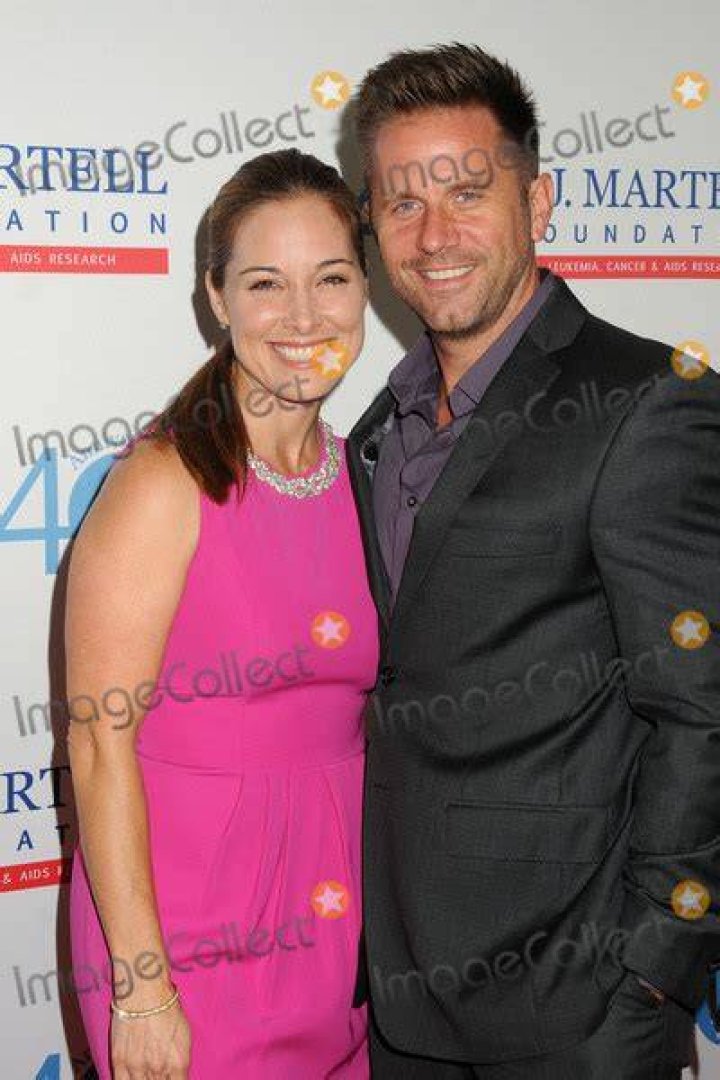 Kenda Benward, Aaron Benward's Wife