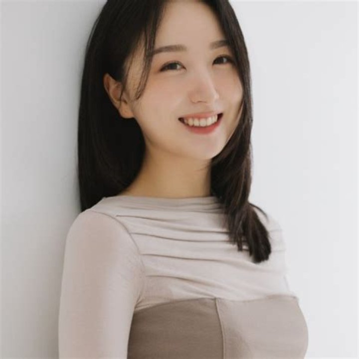 Kim Yoo-jin