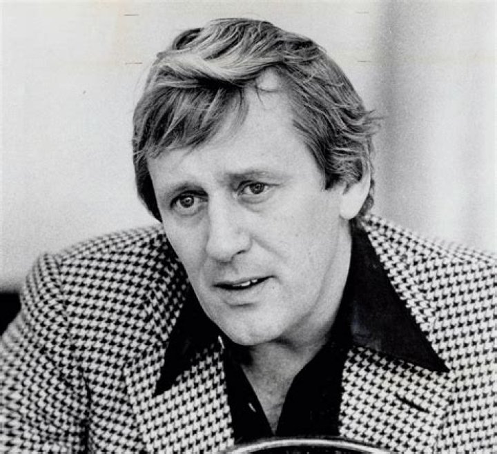 Len Cariou