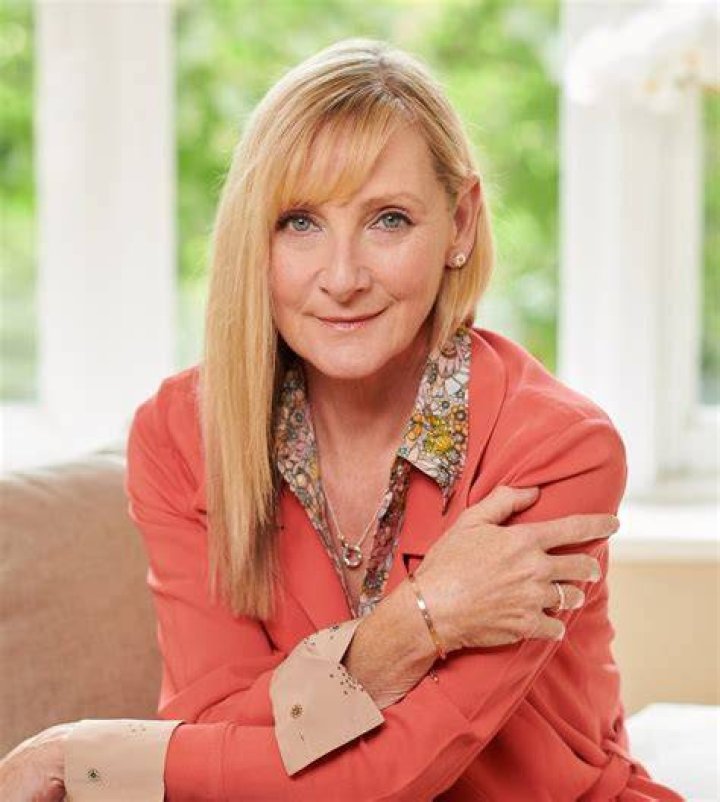 Lesley Sharp