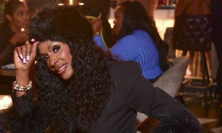 Momma Dee