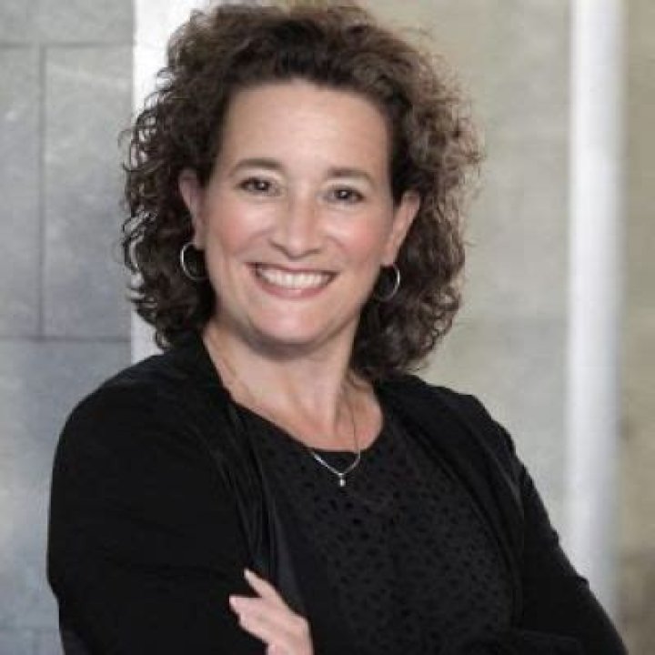 Nathalie Maille