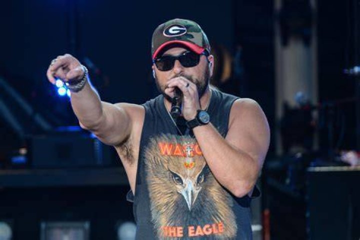 Tyler Farr