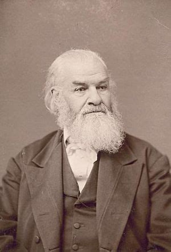 Warren Chase