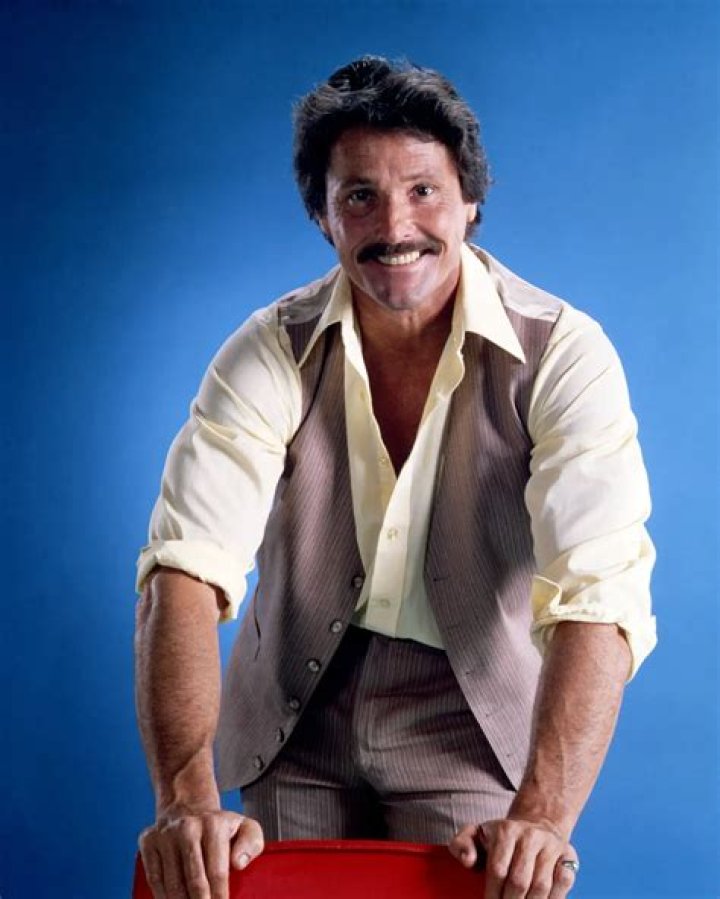 William Smith Net Worth, Age, Height, Bio, Birthday, Wiki!