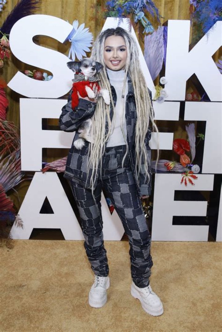 Zhavia Ward